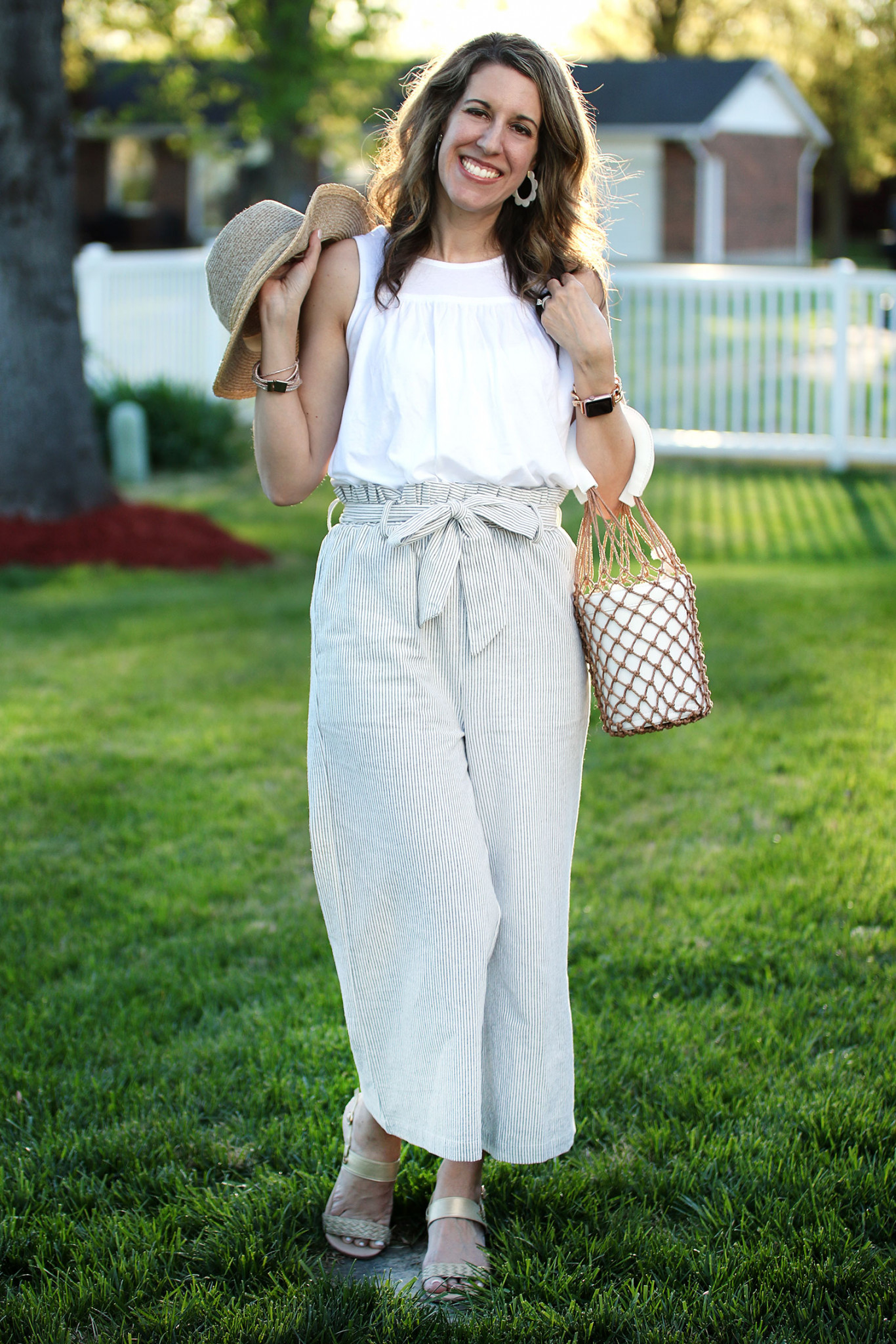 Thursday Fashion Files Link Up #209 – Styling these Paper Bag Pants for ...