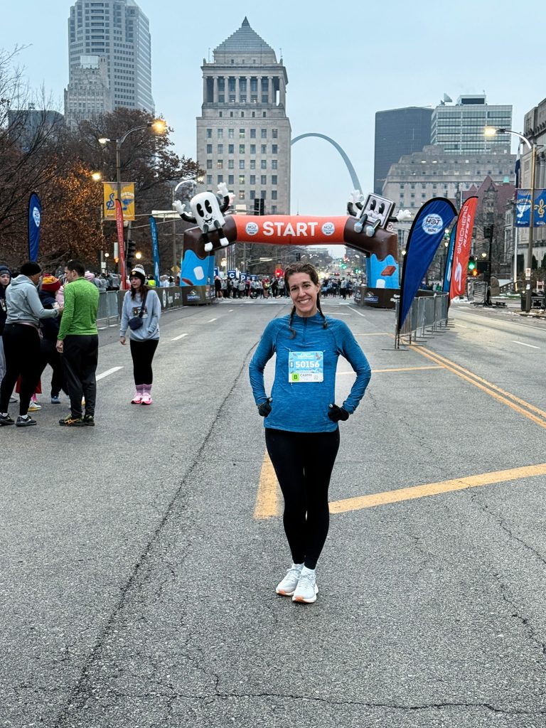 Miles, Cocoa & Winter Running: My Hot Chocolate 15K St. Louis Recap