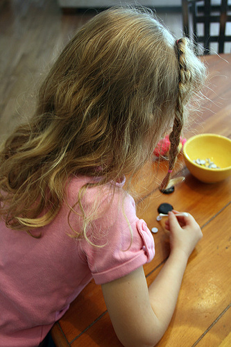 Craft_Aut-gluing-eye