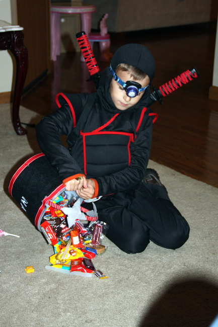 Dumping-candy-Nathan