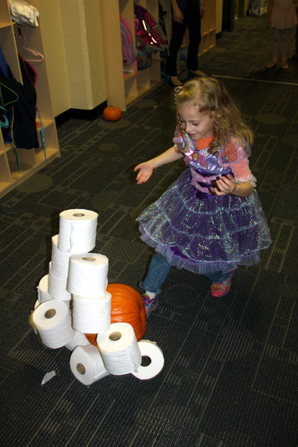 Pumpkin-Bowling
