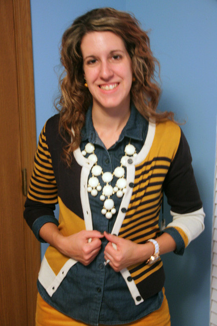 UglySweater_Close-up