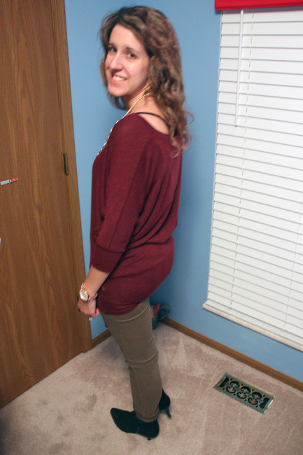 MaroonShirt_OlivePants_Back-View