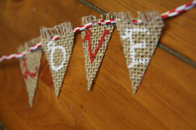 Bunting_LOVE