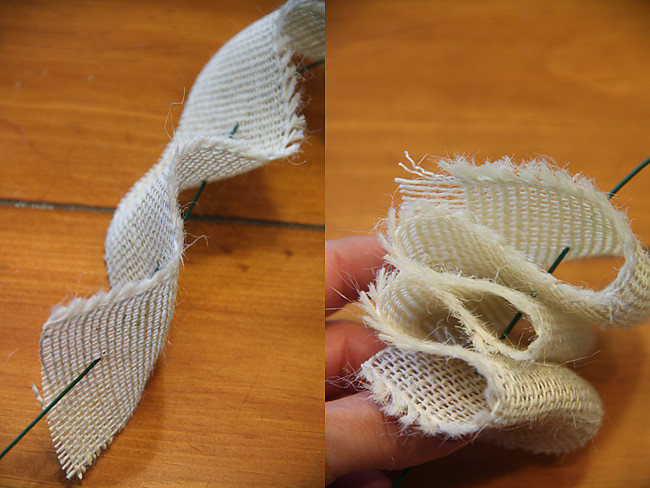 Creating_Putting-burlap-on-wire