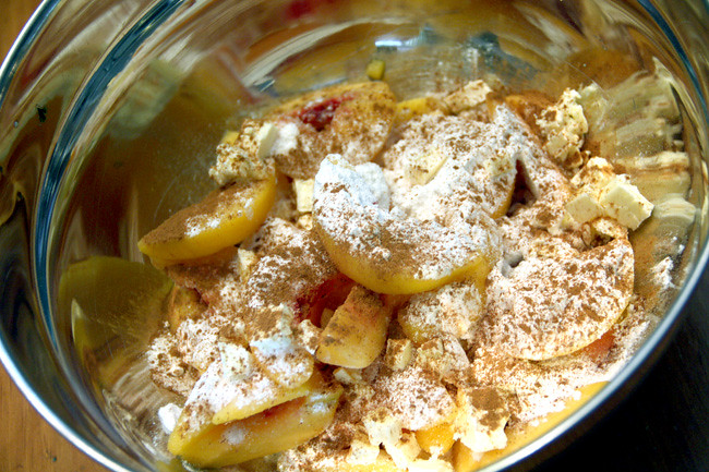 Prepare_Peaches-with-top