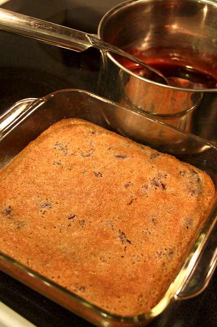 Cake_before-sticky-sauce