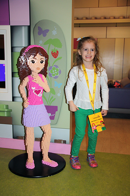 Lego_Aut-and-the-girl-lego