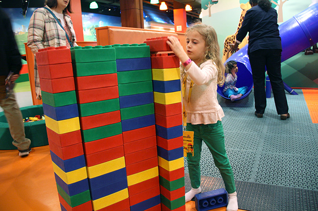 Lego_Aut-bldg-her-BIG-house