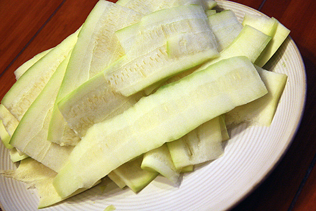 Cut-up-zucchini