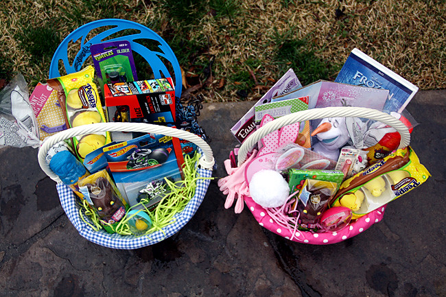 Nat-and-Aut-Easter-Baskets-Patio_Top-View