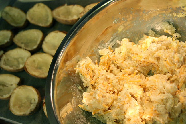 Potatoes-scrapped-and-bowl