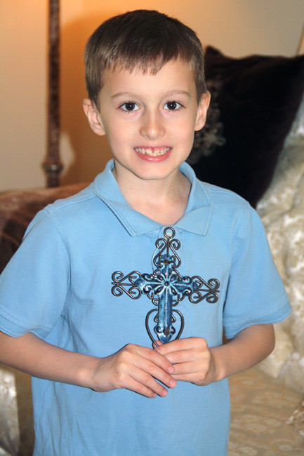 Baskets_Nat-and-his-cross