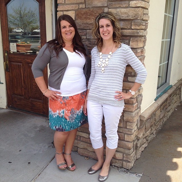 Lunch with @aubreyzaruba at Mimi's, she is running the full Nashville marathon this weekend and took time to meet me while she is here in St. Louis visiting family! Loved meeting up and was a fun lunch!