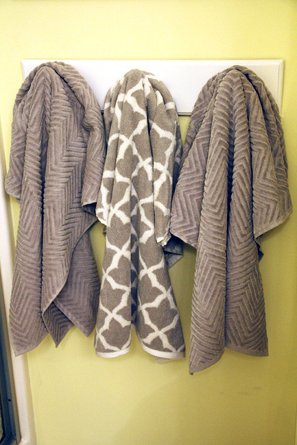 Towels-by-themselves