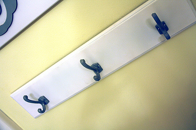 Hook-Shelf-by-Itself