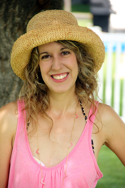 Straw-Hat_Close-up