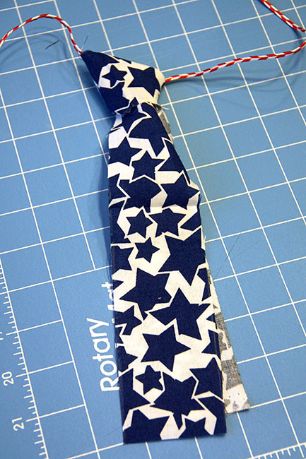Make_Making-a-Knot