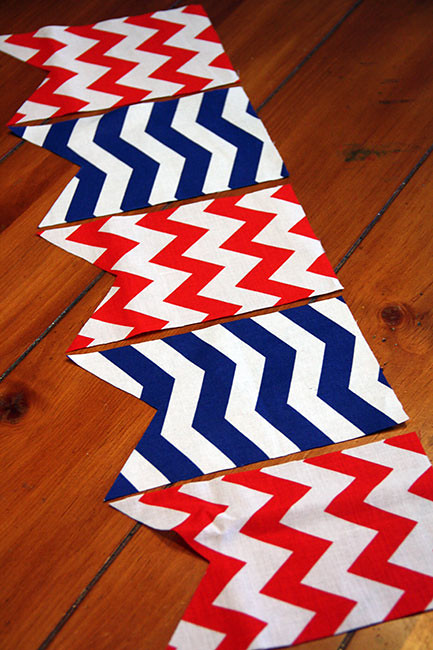 Make_Fabric-Banners-Cut