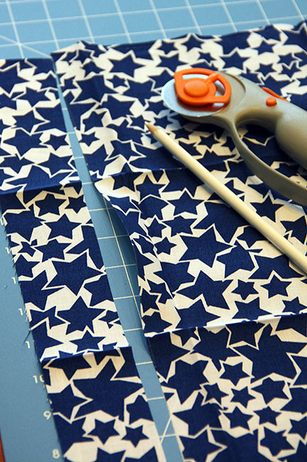 Make_Cut-a-strip-of-fabric