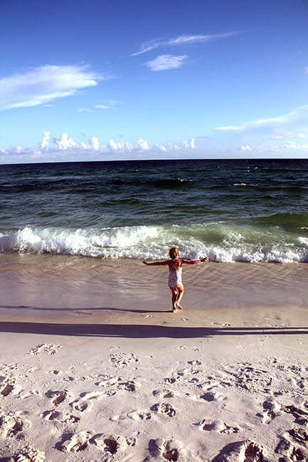 Beach_Little-Aut-Big-Ocean