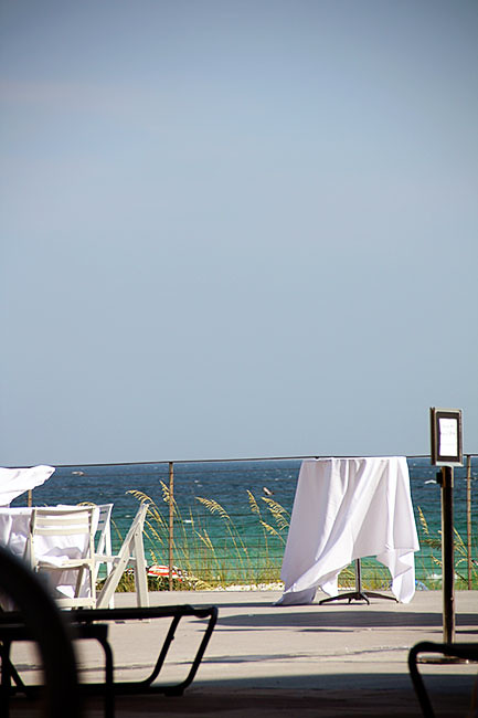 View-of-ocean-from-pool