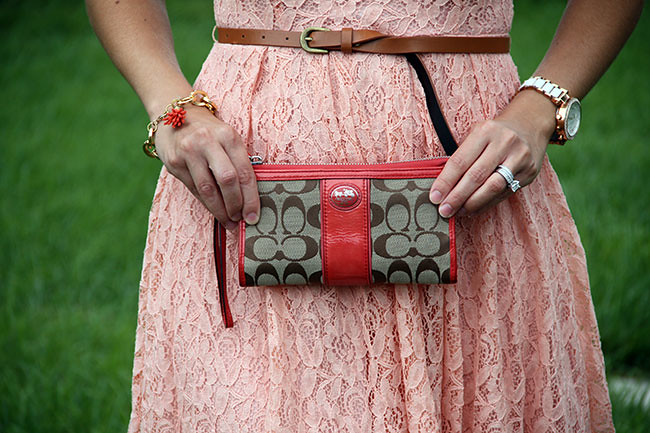 Close-up-wallet-purse
