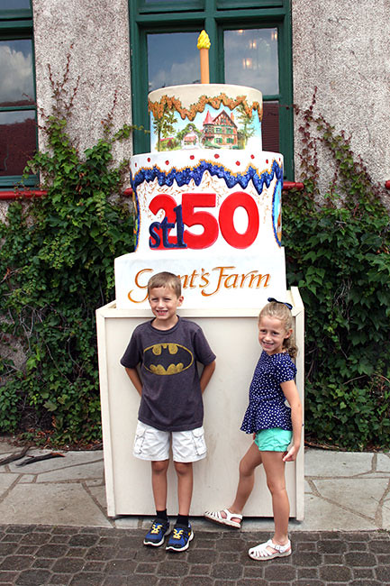 Grants-Farm-Cake