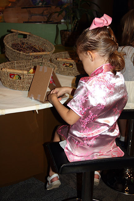 Aut-making-a-tent