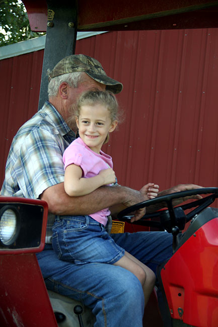 Aut-big-smile-tractor