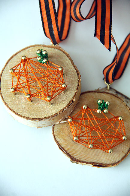 Pumpkins-with-Ribbon2