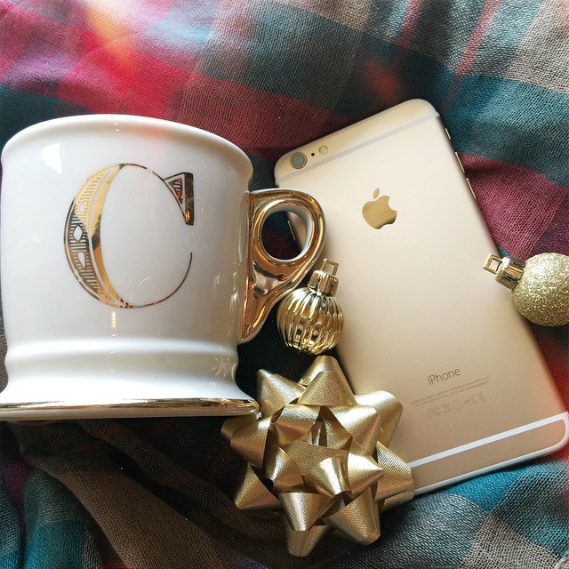 Santa was good to me!! Can you tell I love all things gold?! Brian said he went through all kinds of trouble to get the mug in a 'C' for me. I had to have it, though, so I am glad he found it!! I am switching from Sprint to Verizon, hope it works just as