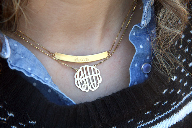 Close-up-on-necklaces