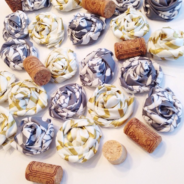 I've been rosetting my heart out this morning... And, no, I'm not day drinking... Those wine corks are part of the craft I'm working on, too! Don't you just adore this gold metallic chevron fabric?! Now off to start a big batch of pumpkin chili and cornbr