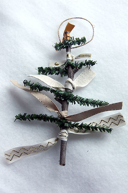 Pine-and-Ribbon-on-White