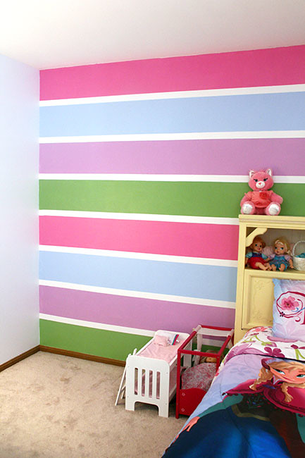 Great-View-of-Rainbow-Wall