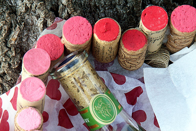 Corks-and-Wine-Bottle-Cork2
