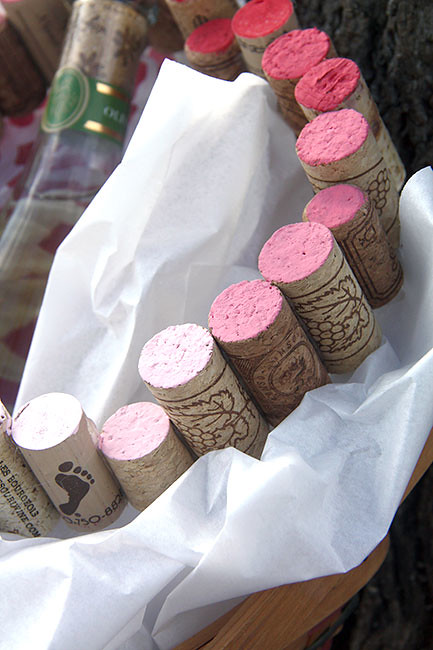 Bottle_Close-Up-of-Corks