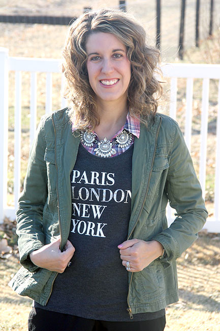 Mid-View-Holding-Jacket