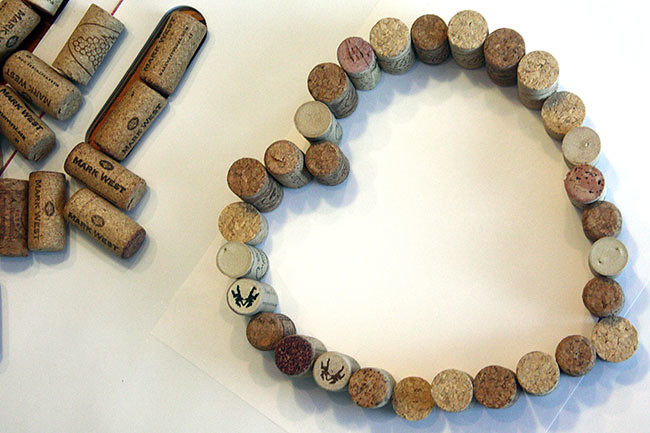 Create_Outline-with-Corks