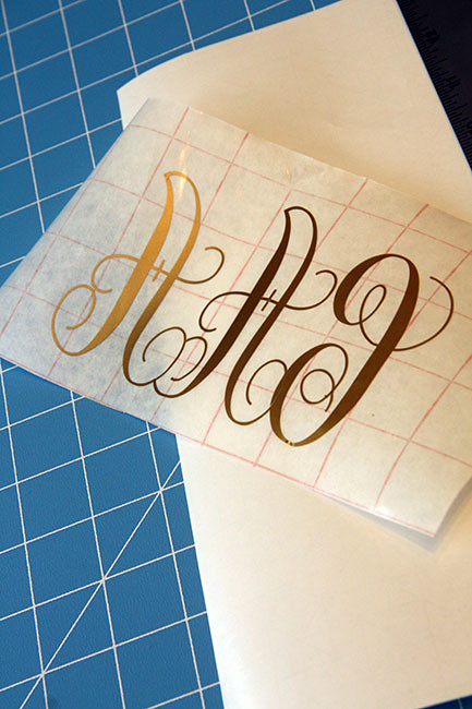 Create-3_Peel-Vinyl-Backing-Off