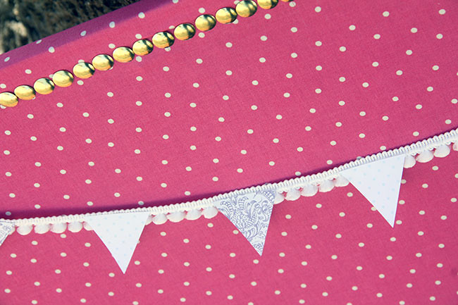 Outside_Close-up-of-banner