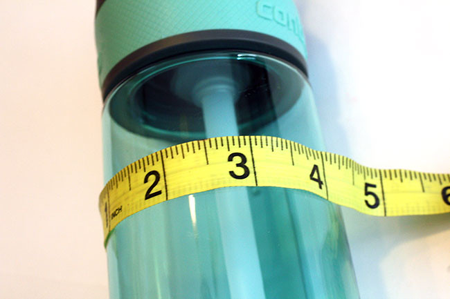 Create_Measure-water-bottle