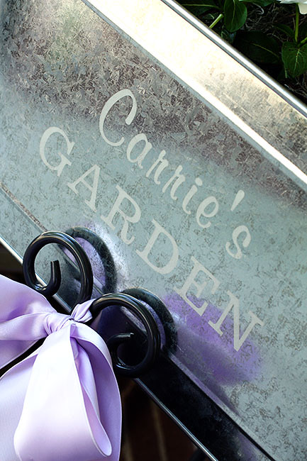 Front_Close-Up_Carries-Garden2