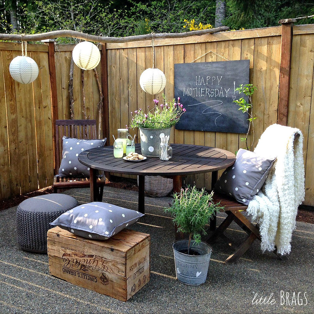 Little-Brags_MothersDayPorch