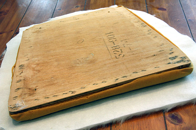 Cushion_Getting-ready-to-staple