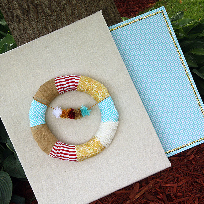 Burlap-Canvas-Board-with-Wreath4_650