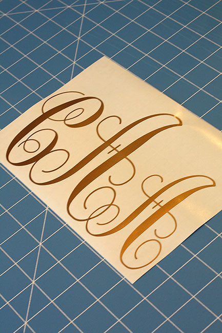 Create_Pull-excess-vinyl-off