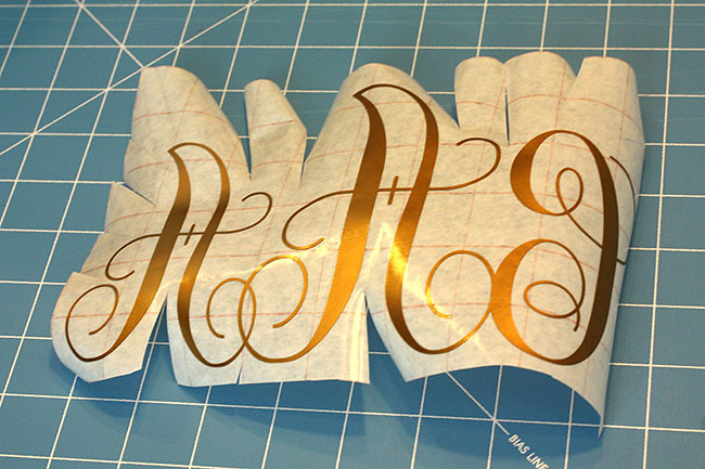 Create_Cut-slits-in-transfer-paper