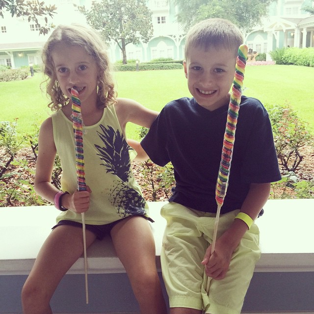 We gotta make good use out of our Disney Dining plan, especially the 'snacks'! 🍥🍥🍥🍡🍡🍡💜💛💚💙 #Disney #disneydiningplan #disneysnacks #beachclubresort